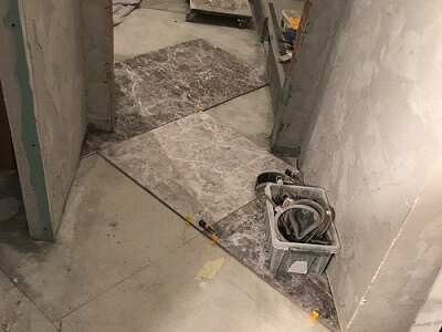 Кладка плитки на стену в Лиде