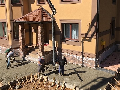 Укладка дорожек на даче и участке в Лиде